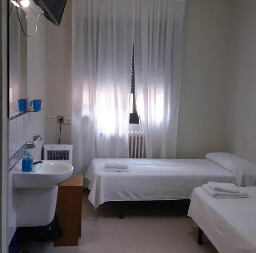 Residencial Oscense 招待所